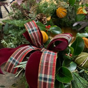 Festive Wreath-Making Workshop with Lakes and Rivers - Image 4
